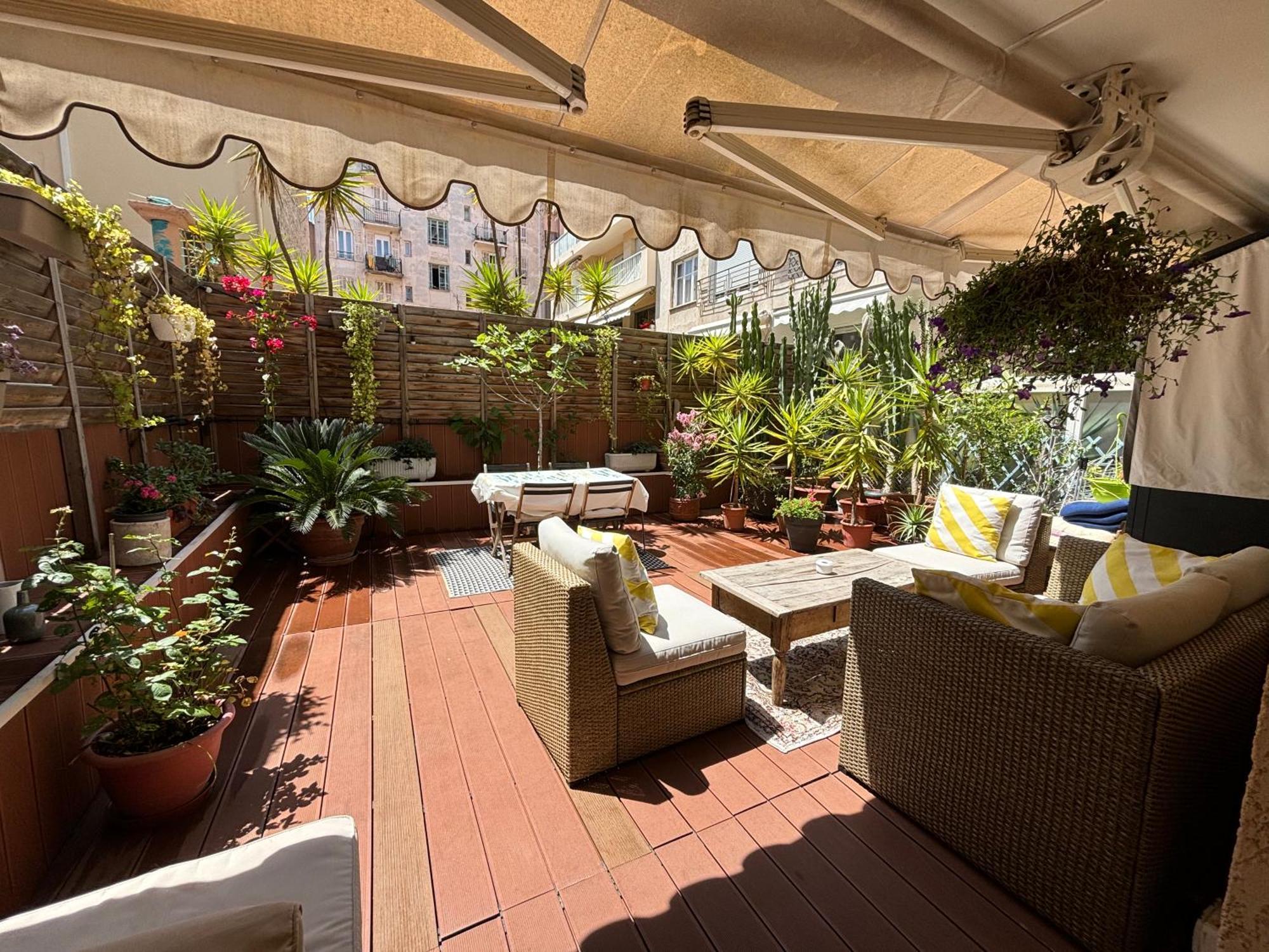 Appartement Large Magnificent Terrace à Nice Extérieur photo